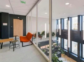 Bureau fermé  idéal pour votre activité professionnelle à Bordeaux