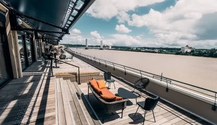 Bureau fermé  idéal pour votre activité professionnelle à Bordeaux