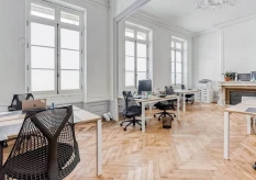 Bureau fermé  idéal pour votre activité professionnelle à Bordeaux
