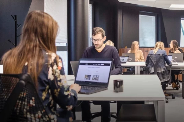 Bureau fermé  idéal pour votre activité professionnelle à Bordeaux