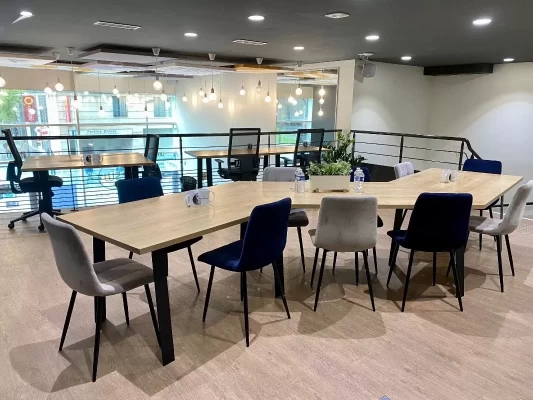 Bureau fermé  idéal pour votre activité professionnelle à Bordeaux