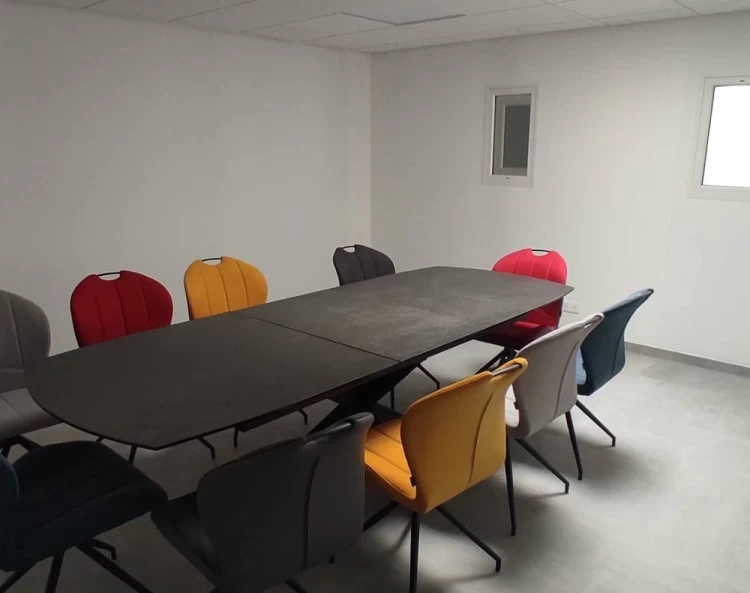 Bureau fermé  idéal pour votre activité professionnelle à Bourg-lès-Valence