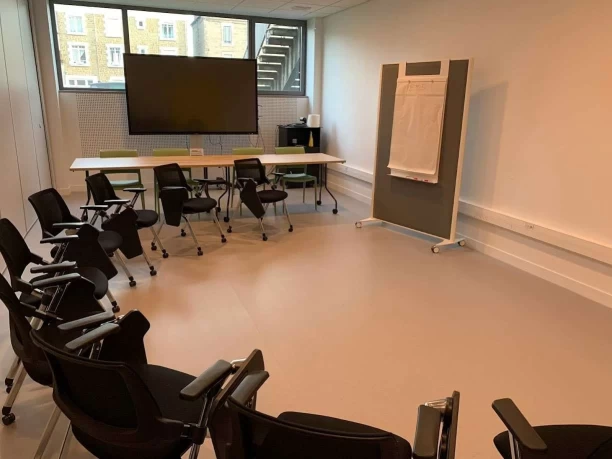 Salle de réunion  idéal pour votre activité professionnelle à Brive-la-Gaillarde