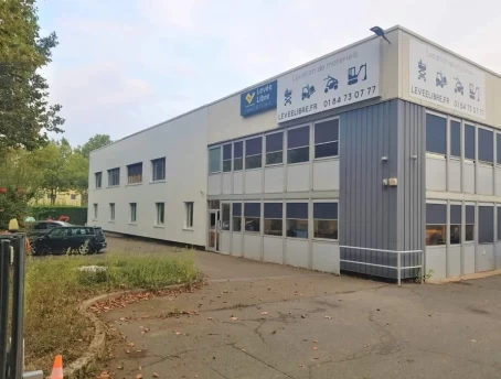 Bureau fermé  idéal pour votre activité professionnelle à Buc