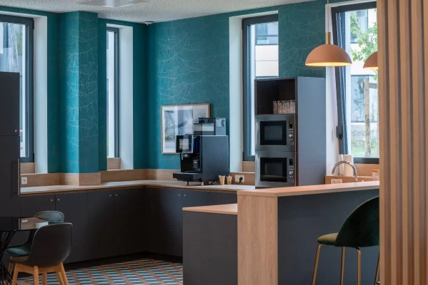 Plateau privé  idéal pour votre activité professionnelle à Cesson-Sévigné