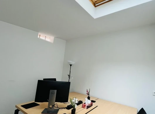 Bureau fermé  idéal pour votre activité professionnelle à Chaville