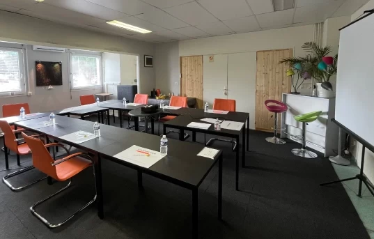 Bureau fermé  idéal pour votre activité professionnelle à Clermont-Ferrand