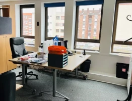 Bureau fermé  idéal pour votre activité professionnelle à Clichy