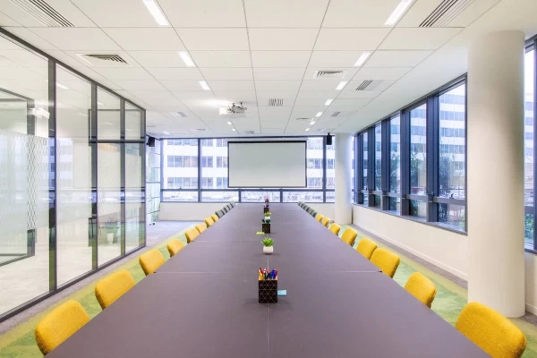 Bureau fermé  idéal pour votre activité professionnelle à Colombes