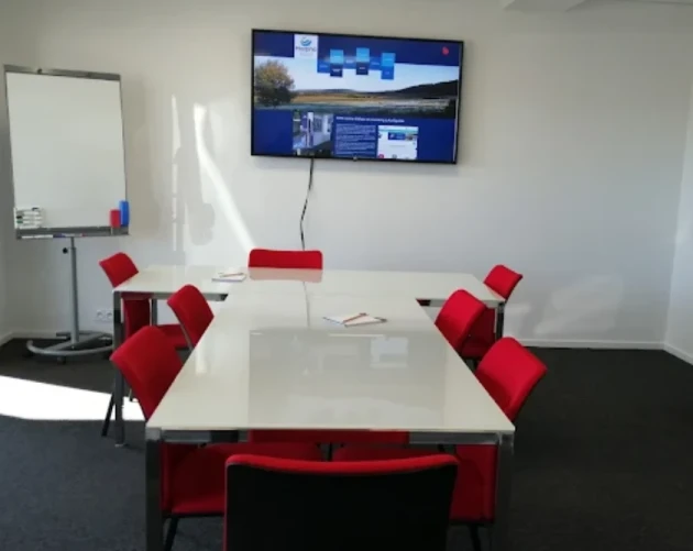 Bureau fermé  idéal pour votre activité professionnelle à Éguilles