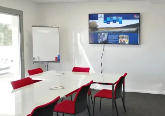 Salle de réunion  idéal pour votre activité professionnelle à Éguilles
