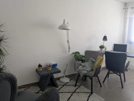 Bureau  idéal pour votre activité professionnelle à Éguilles