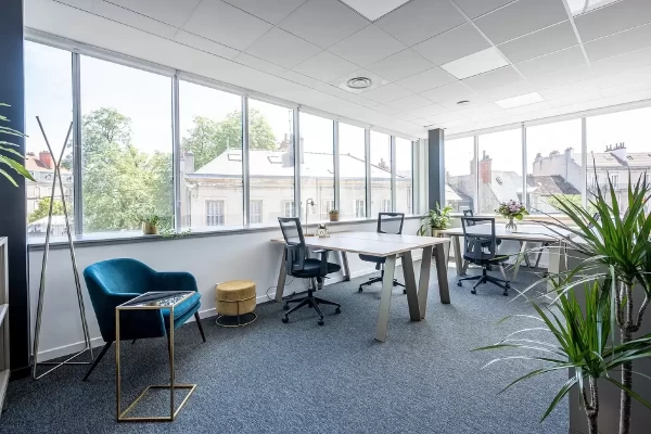 Bureau fermé  idéal pour votre activité professionnelle à Élancourt