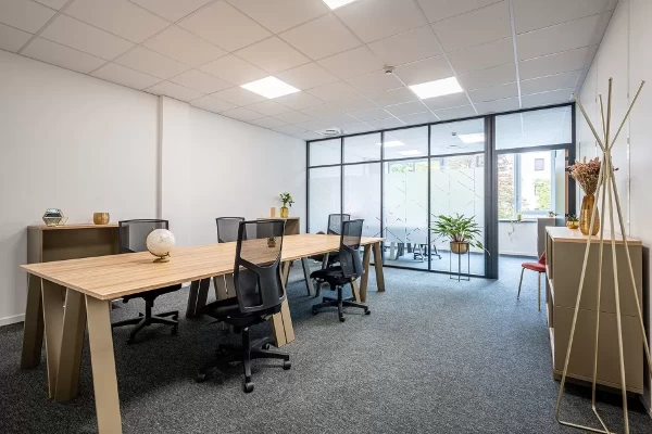 Bureau fermé  idéal pour votre activité professionnelle à Élancourt