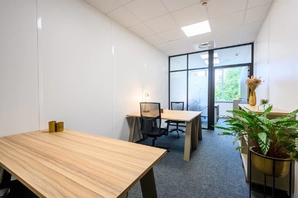 Bureau fermé  idéal pour votre activité professionnelle à Élancourt