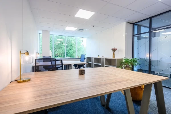 Bureau fermé  idéal pour votre activité professionnelle à Élancourt