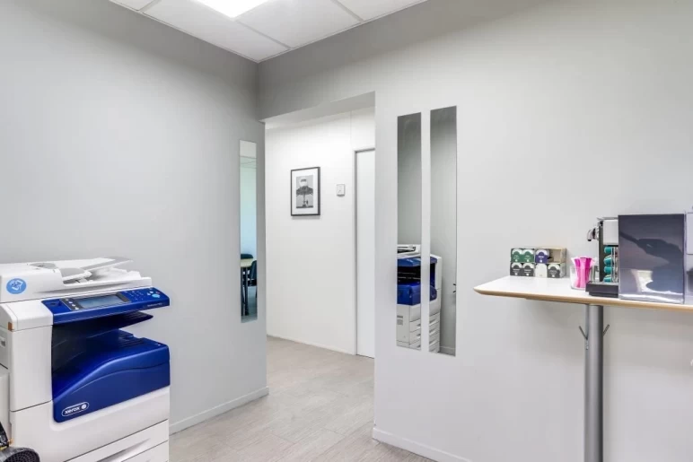 Bureau fermé  idéal pour votre activité professionnelle à Évry-Courcouronnes