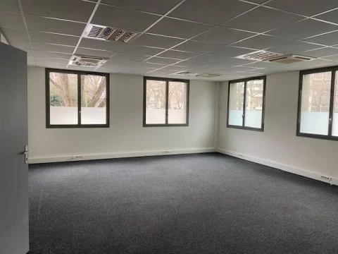 Salle de réunion  idéal pour votre activité professionnelle à Grenoble
