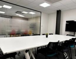 Salle de réunion  idéal pour votre activité professionnelle à Hallennes-lez-Haubourdin