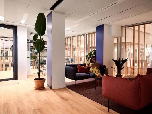 Bureau fermé  idéal pour votre activité professionnelle à Issy-les-Moulineaux