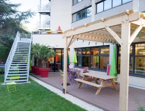 Bureau fermé  idéal pour votre activité professionnelle à Issy-les-Moulineaux