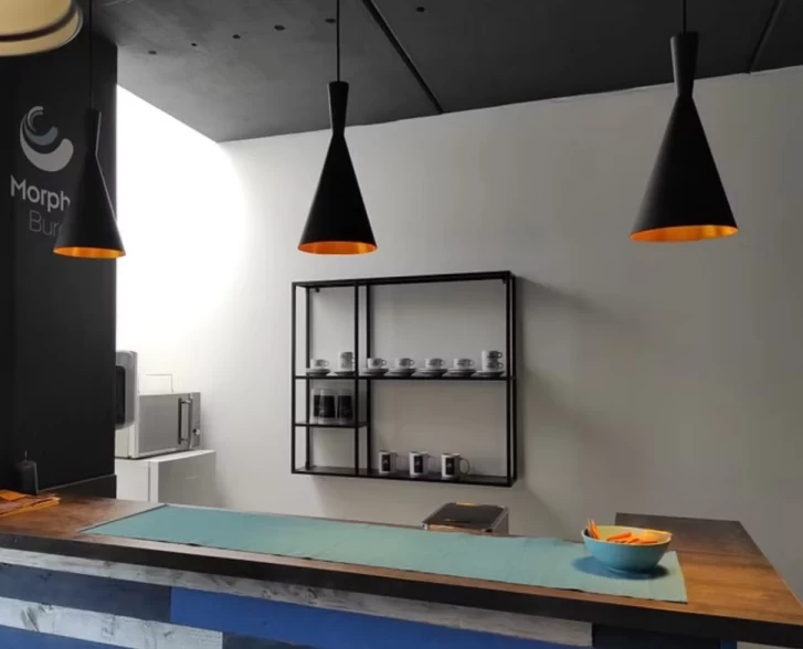 Salle de réunion  idéal pour votre activité professionnelle à La Ciotat