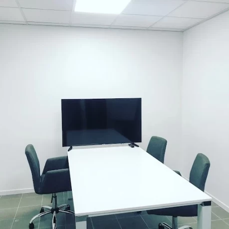 Bureau fermé  idéal pour votre activité professionnelle à La Ciotat