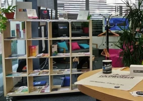 Salle de réunion  idéal pour votre activité professionnelle à La Roche-sur-Yon