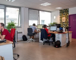Salle de réunion  idéal pour votre activité professionnelle à La Roche-sur-Yon