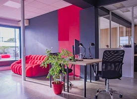 Bureau fermé  idéal pour votre activité professionnelle à La Rochelle