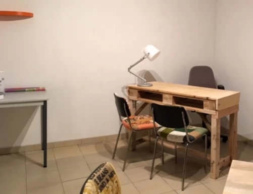 Espaces de coworking  idéal pour votre activité professionnelle à La Tour-Blanche-Cercles