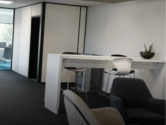 Bureau fermé  idéal pour votre activité professionnelle à Bailleul