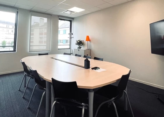 Bureau fermé  idéal pour votre activité professionnelle à Laval