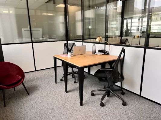 Bureau fermé  idéal pour votre activité professionnelle à Le Haillan