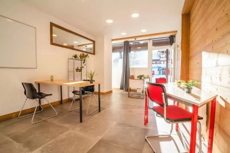 Bureau  idéal pour votre activité professionnelle à Les Deux Alpes