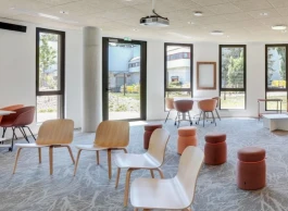 Plateau privé  idéal pour votre activité professionnelle à Limonest