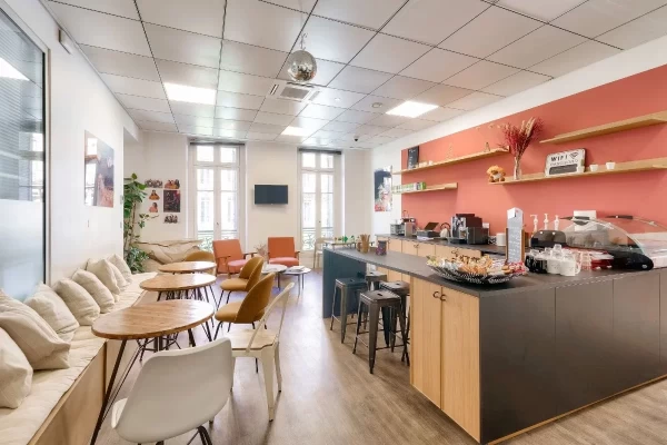 Bureau fermé  idéal pour votre activité professionnelle à Marseille