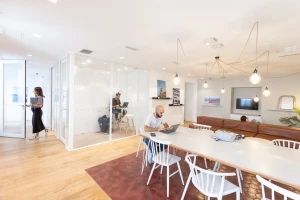 Bureau fermé  idéal pour votre activité professionnelle à Marseille