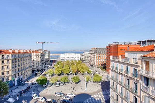 Bureau fermé  idéal pour votre activité professionnelle à Marseille
