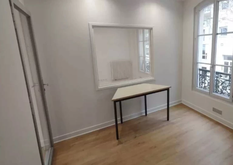 Bureau fermé  idéal pour votre activité professionnelle à Suresnes