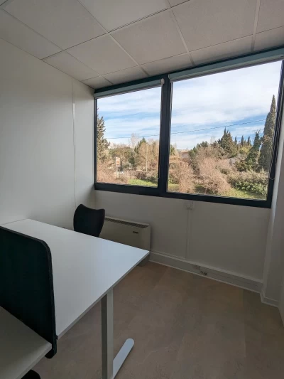 Salle de réunion  idéal pour votre activité professionnelle à Meyreuil