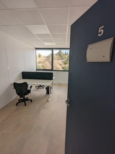 Salle de réunion  idéal pour votre activité professionnelle à Meyreuil
