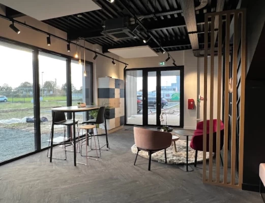 Bureau fermé  idéal pour votre activité professionnelle à Montaigu-Vendée