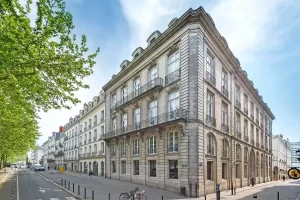 Bureau fermé  idéal pour votre activité professionnelle à Nantes
