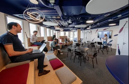Salle de réunion  idéal pour votre activité professionnelle à Nantes