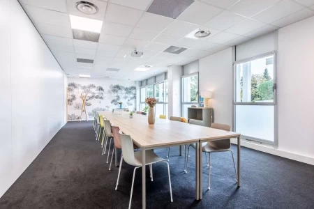 Salle de réunion  idéal pour votre activité professionnelle à Nantes