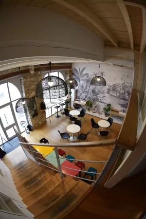 Salle de réunion  idéal pour votre activité professionnelle à Nantes
