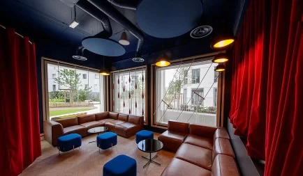 Salle de réunion  idéal pour votre activité professionnelle à Nantes