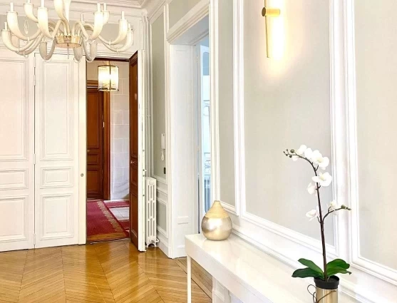 Bureau fermé  idéal pour votre activité professionnelle à Neuilly-sur-Seine