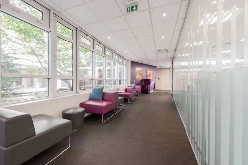 Bureau fermé  idéal pour votre activité professionnelle à Neuilly-sur-Seine